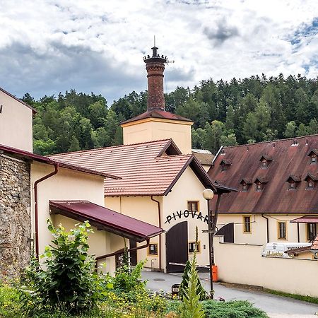 Hotel Pivovar Kacov Exterior photo
