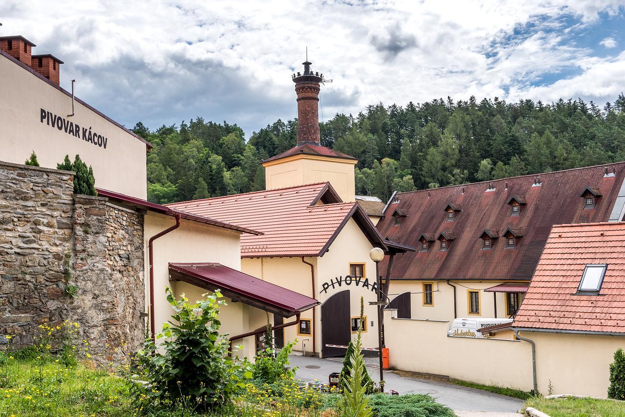 Hotel Pivovar Kacov Exterior photo